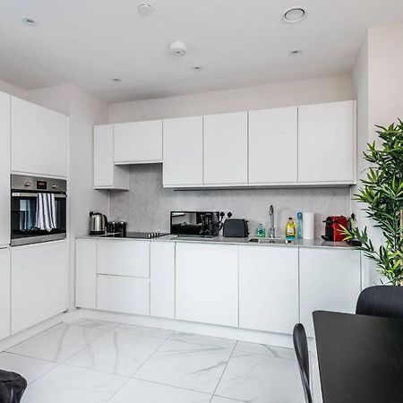 Waterfront Apartment With View Of Liver Building Liverpool Kültér fotó